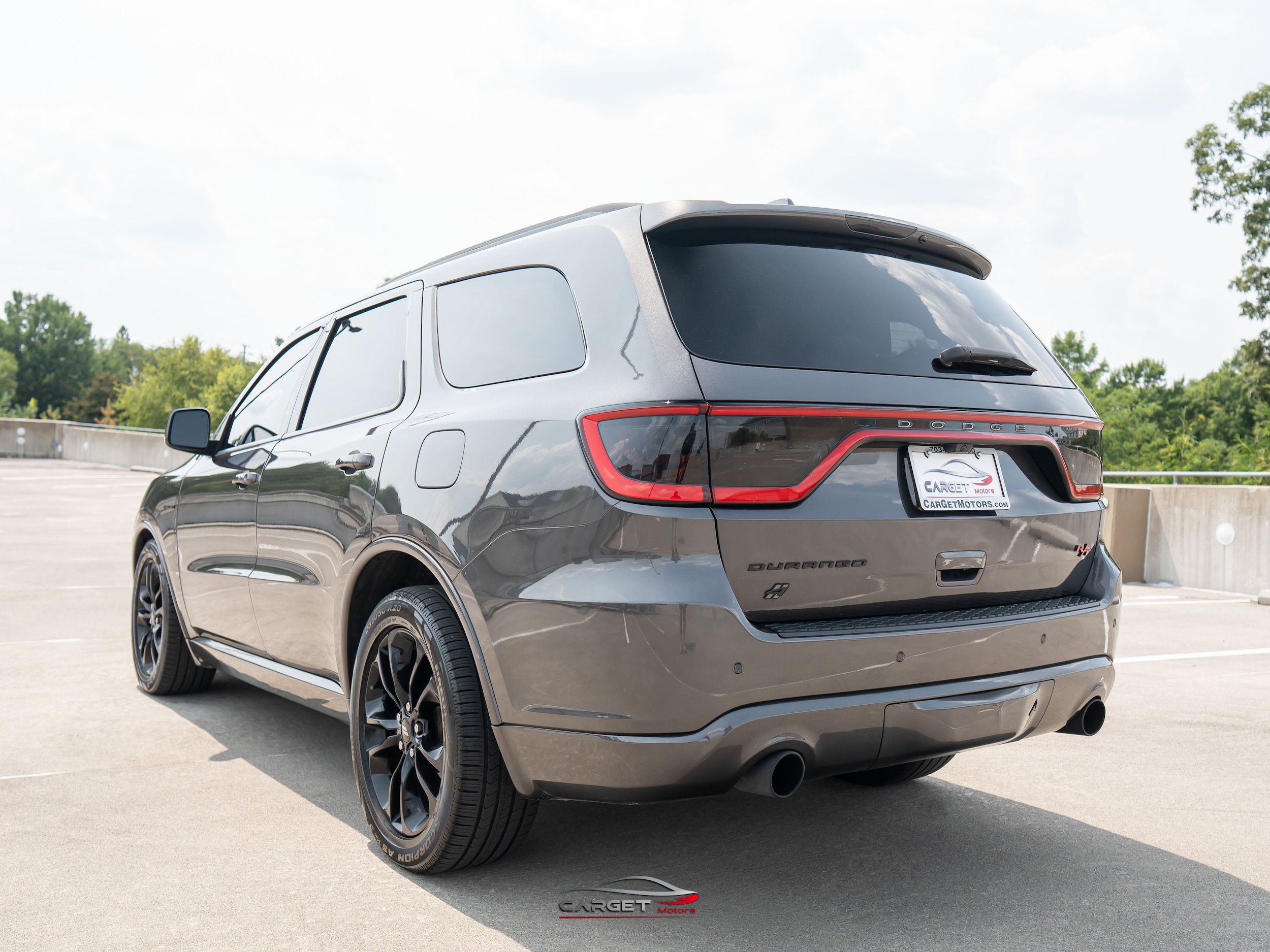 Used 2020 Dodge Durango R/T w/ Blacktop Package AWD/4WD image 5