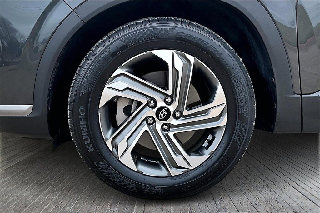 Used 2023 Hyundai Santa Fe SE image 8