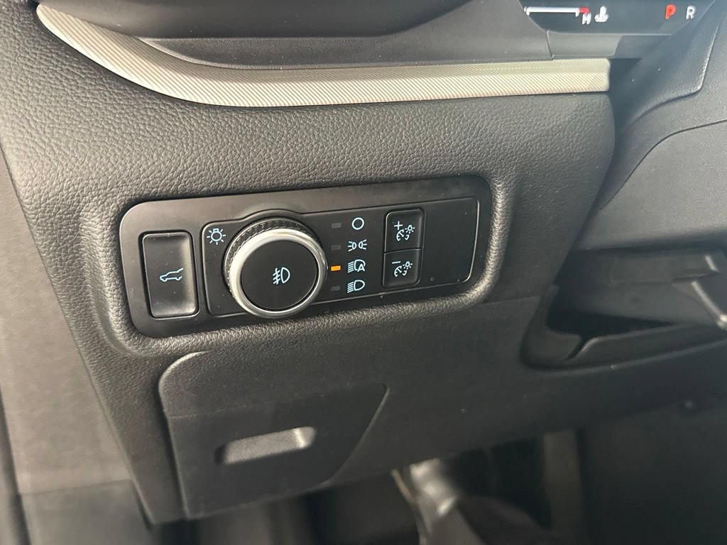 Certified 2024 Ford Explorer XLT w/ Equipment Group 202A AWD/4WD image 19