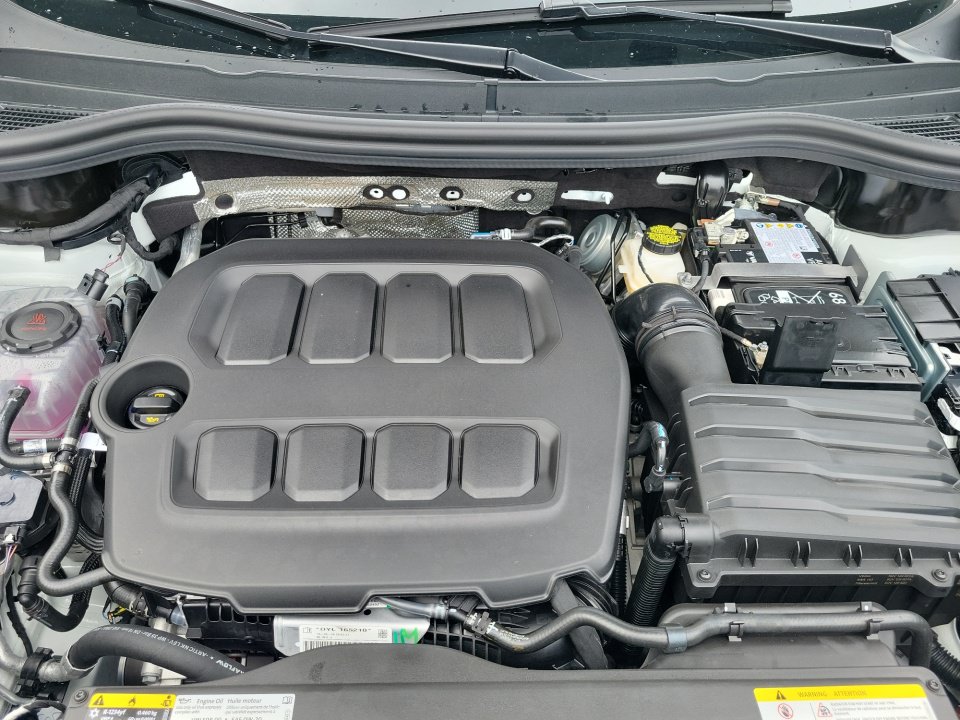 New 2026 Volkswagen Tiguan SE R-Line AWD/4WD image 15