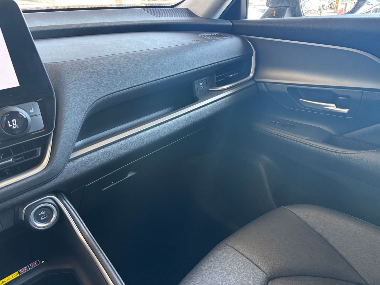 Used 2025 Toyota Grand Highlander FWD image 37