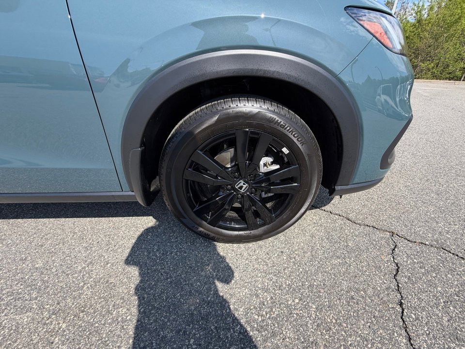 Certified 2026 Honda HR-V Sport image 29