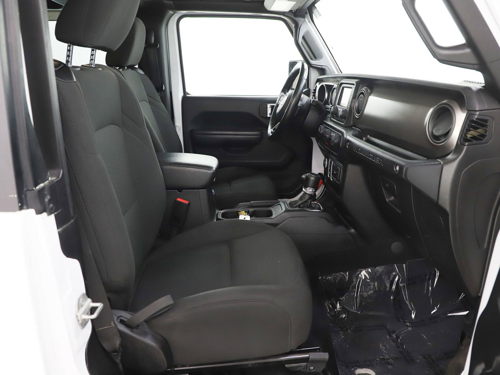 Used 2020 Jeep Wrangler Sport image 13