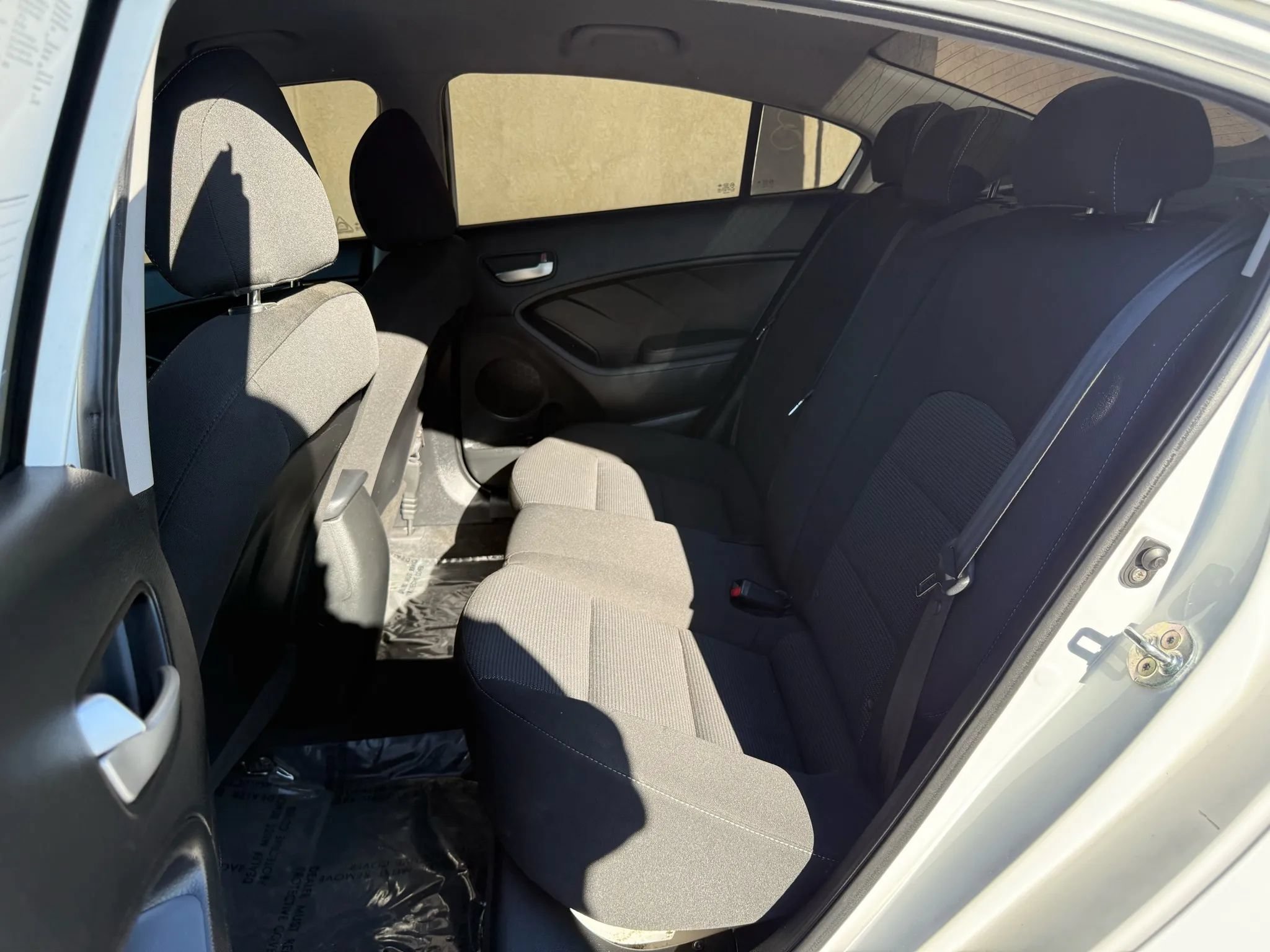 Used 2018 Kia Forte LX FWD image 15