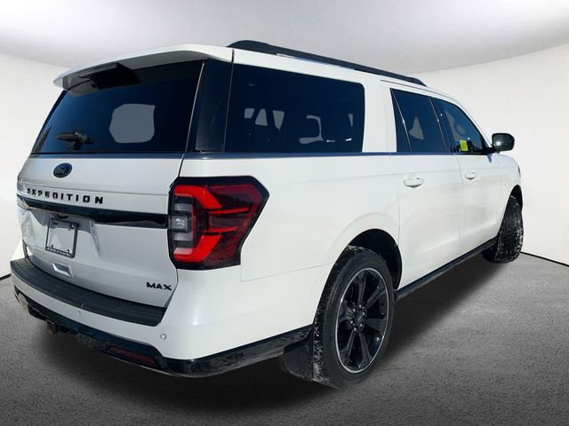 Used 2022 Ford Expedition Max Limited image 14