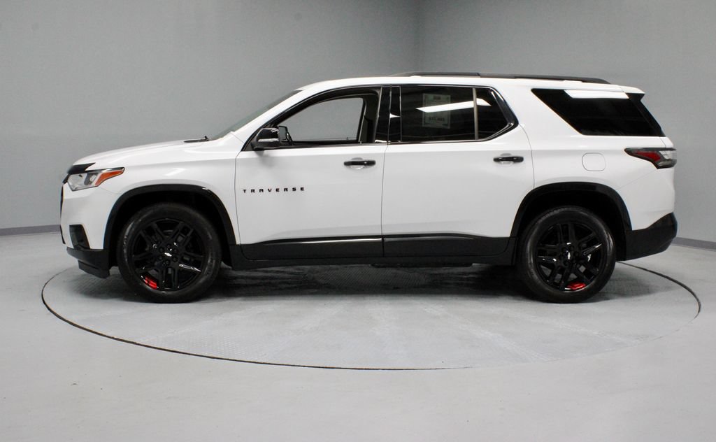 Used 2021 Chevrolet Traverse Premier w/ Redline Edition AWD/4WD image 9