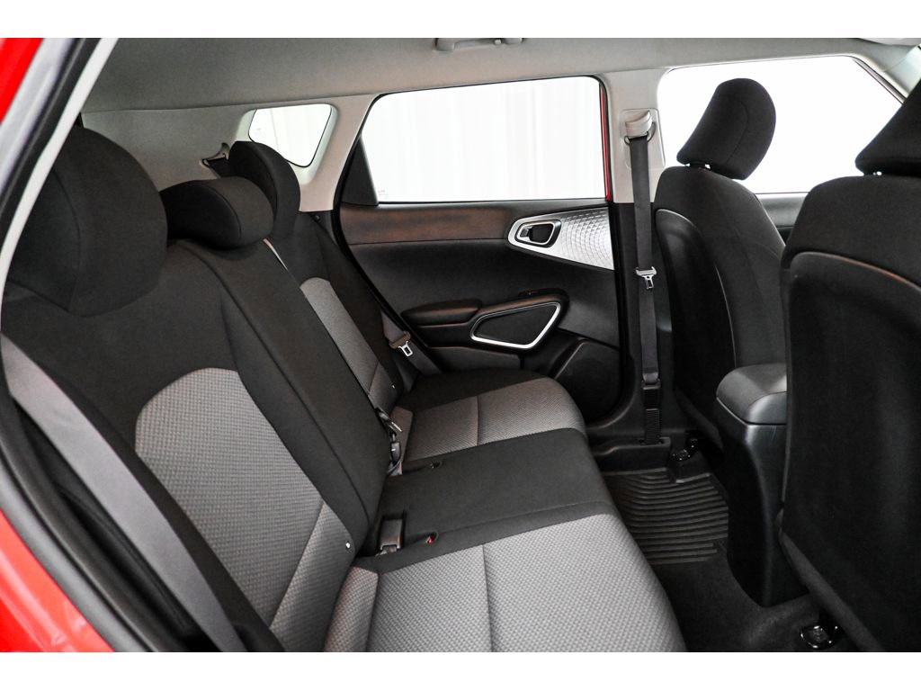 Used 2021 Kia Soul LX FWD image 19