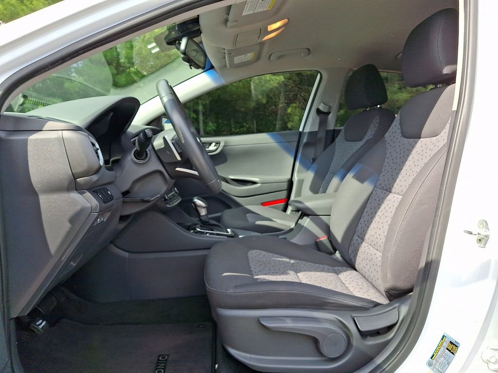 Used 2019 Hyundai Ioniq Plug-In Hybrid FWD image 14