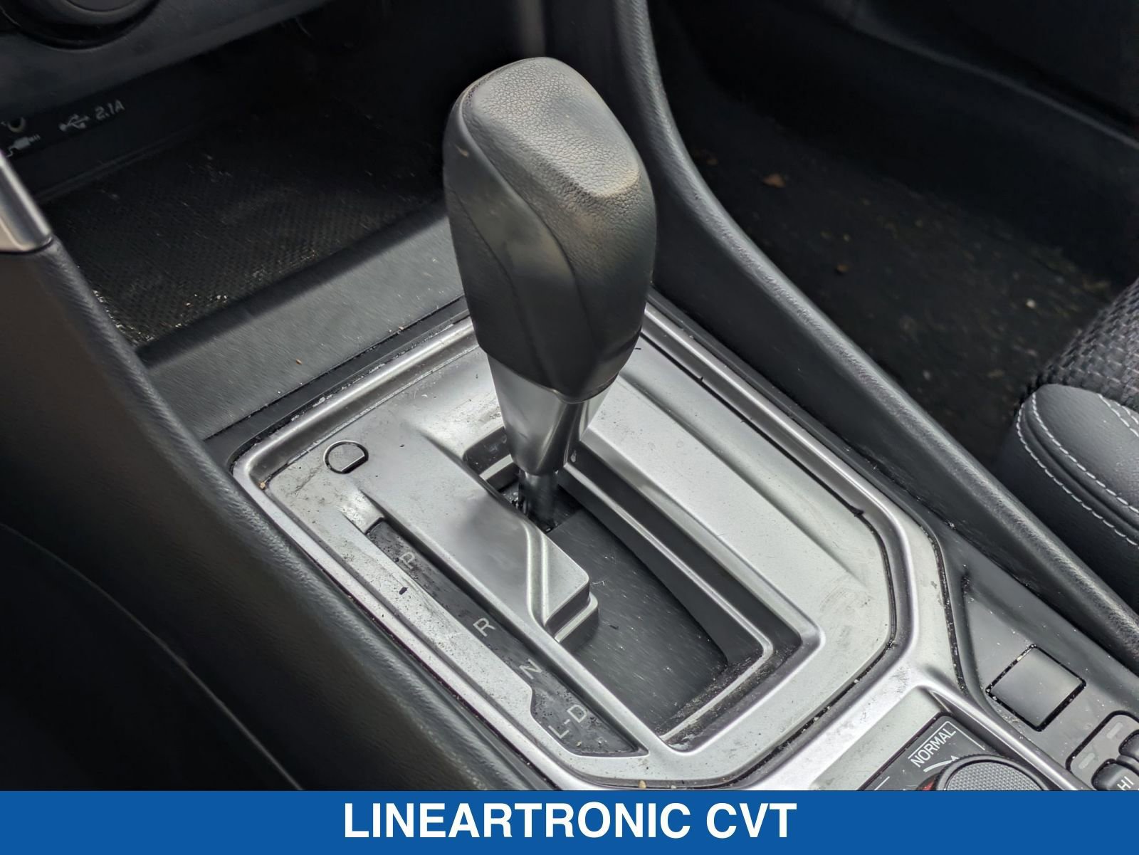 Used 2023 Subaru Forester Premium image 25