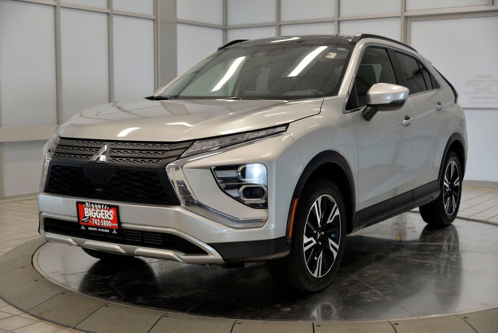 Used 2023 Mitsubishi Eclipse Cross SE image 4