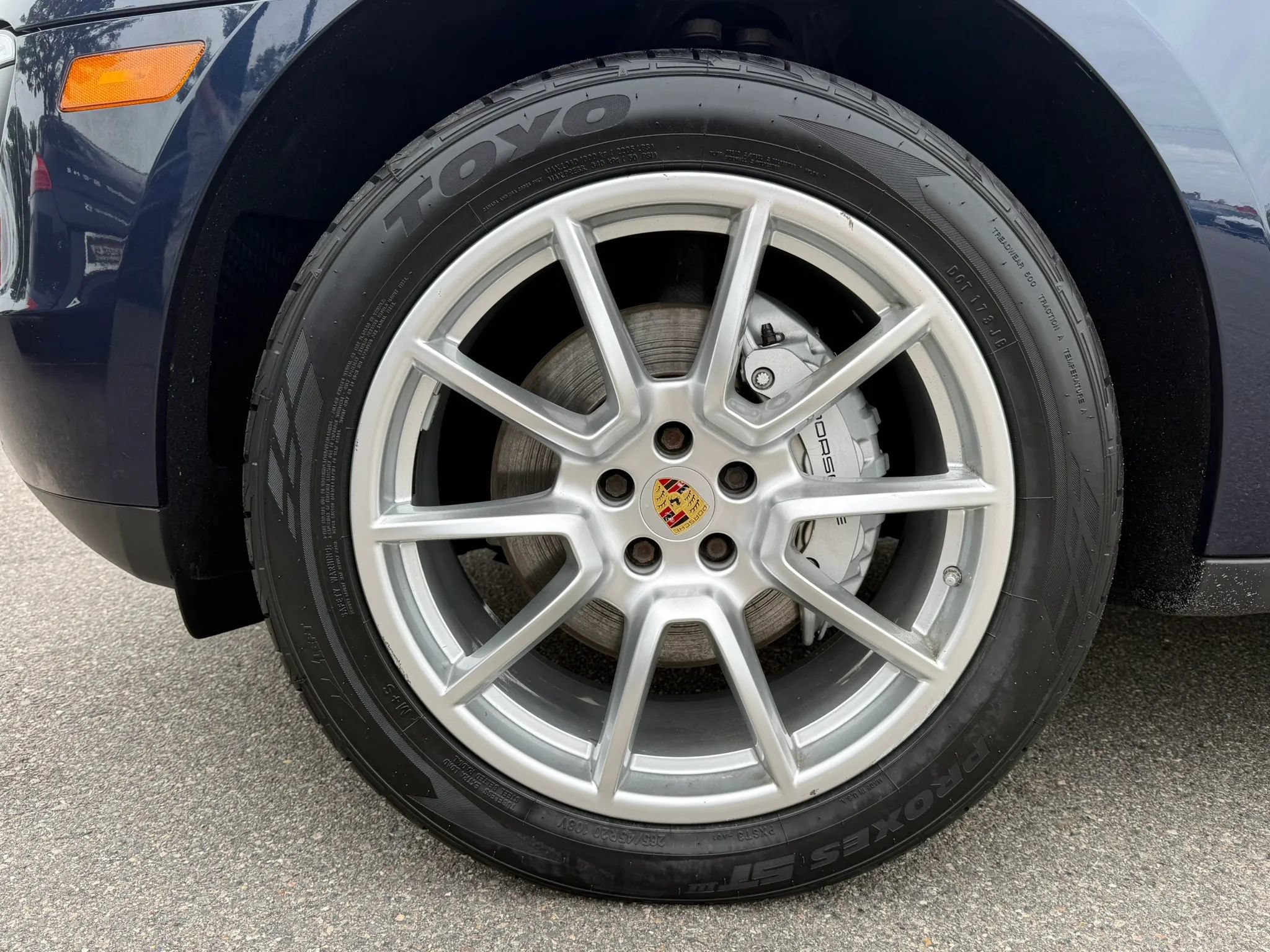 Used 2018 Porsche Macan S AWD/4WD image 32