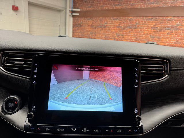 Used 2024 Jeep Wagoneer L Series II w/ Flexible Seating Group image 21