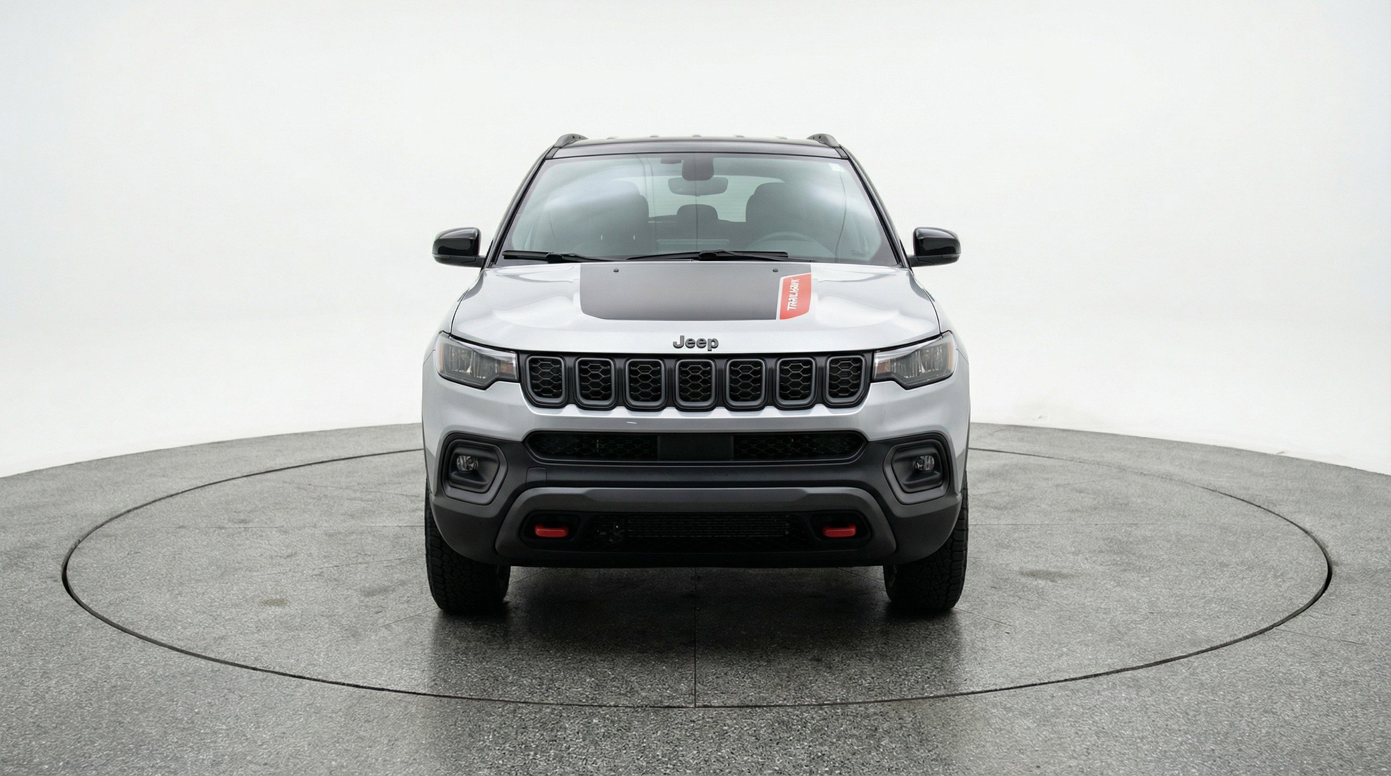 Used 2025 Jeep Compass Trailhawk AWD/4WD image 2