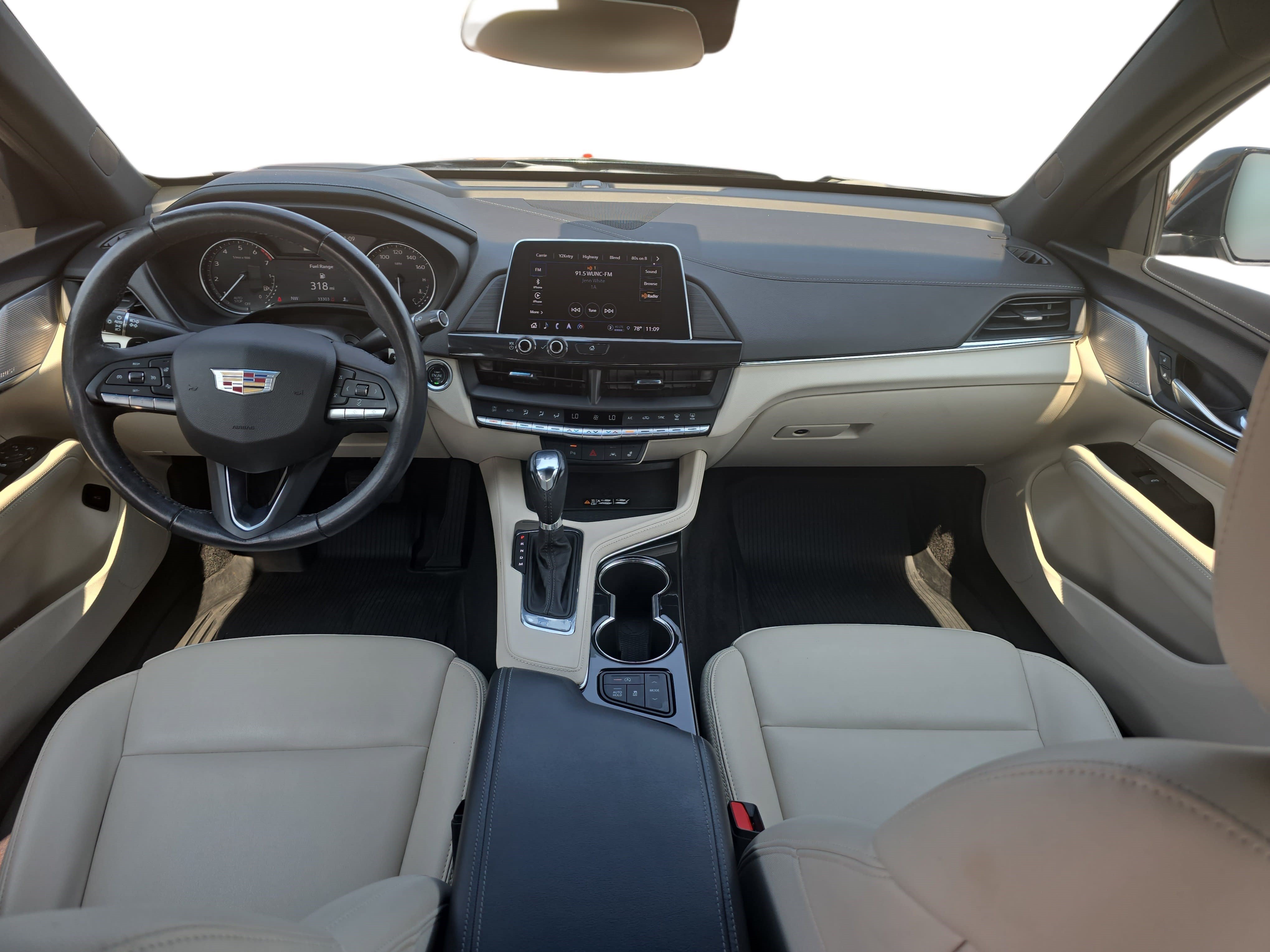 Certified 2023 Cadillac CT4 Luxury w/ Sun And Sound Package RWD image 9