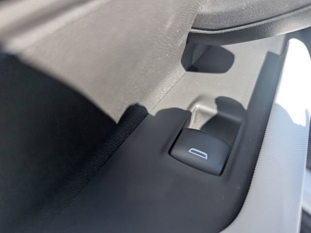 New 2024 GMC Hummer EV 2X w/ Extreme Off-Road Package image 11