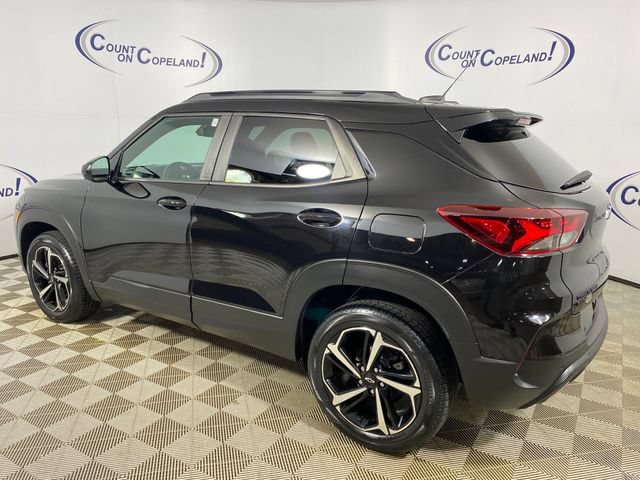 Certified 2021 Chevrolet TrailBlazer RS w/ Convenience Package AWD/4WD image 3