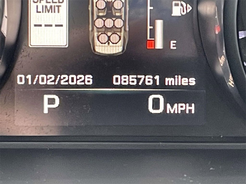 Used 2015 Land Rover Discovery Sport HSE image 23