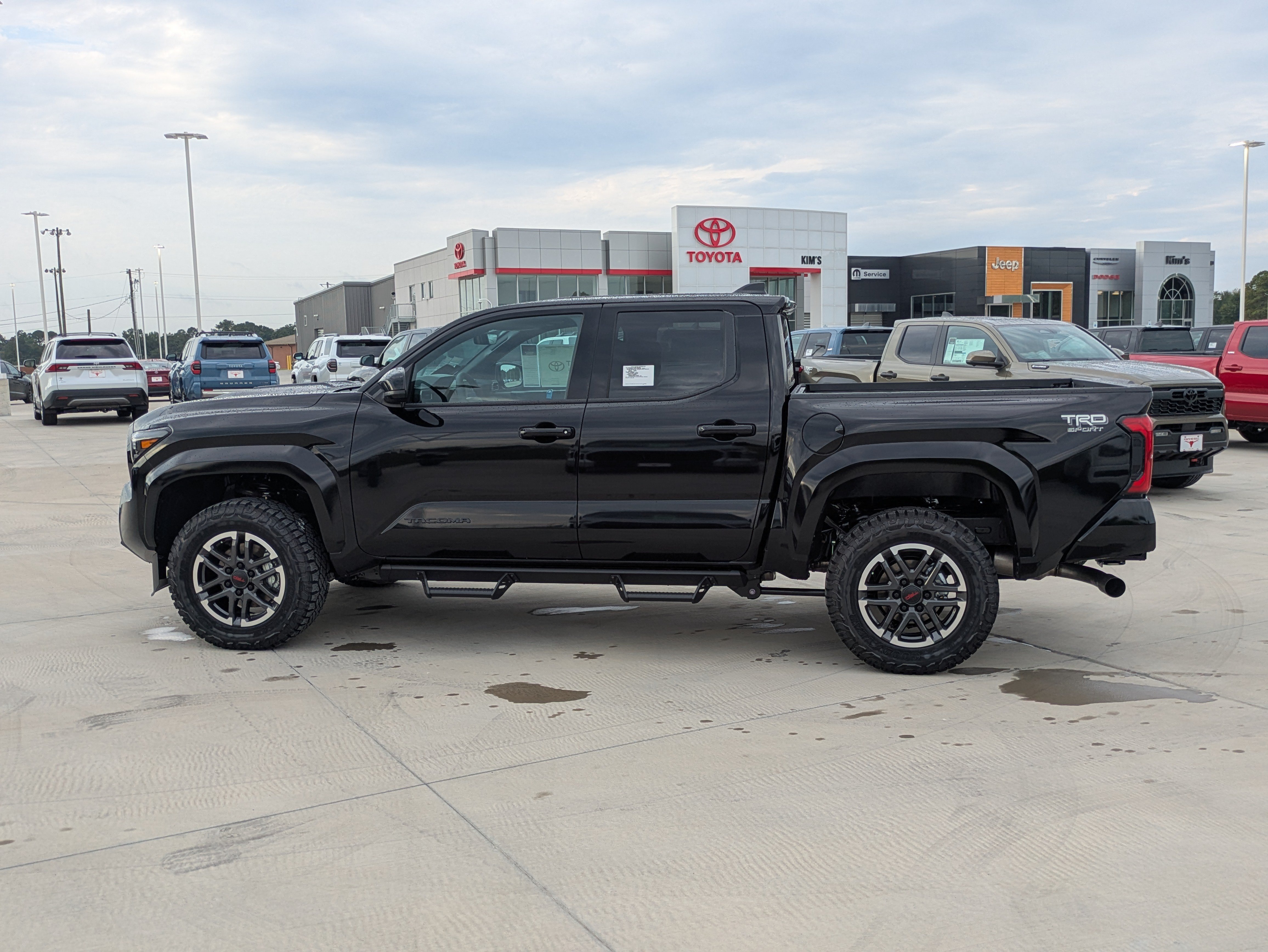 New 2026 Toyota Tacoma TRD Sport AWD/4WD image 2