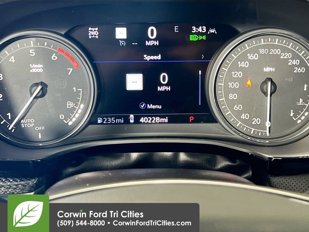 Used 2023 Cadillac XT5 Sportv w/ Technology Package AWD/4WD image 2