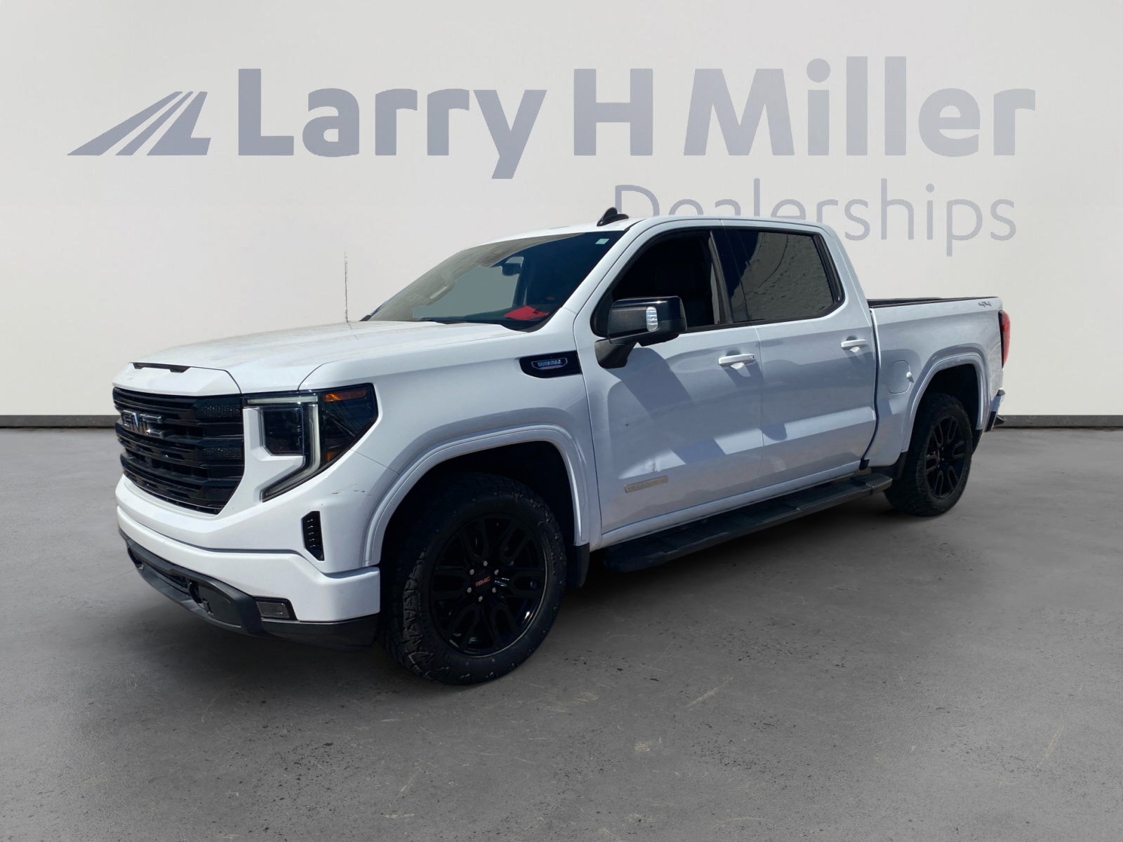 Used 2022 GMC Sierra 1500 Elevation w/ Elevation Premium Package