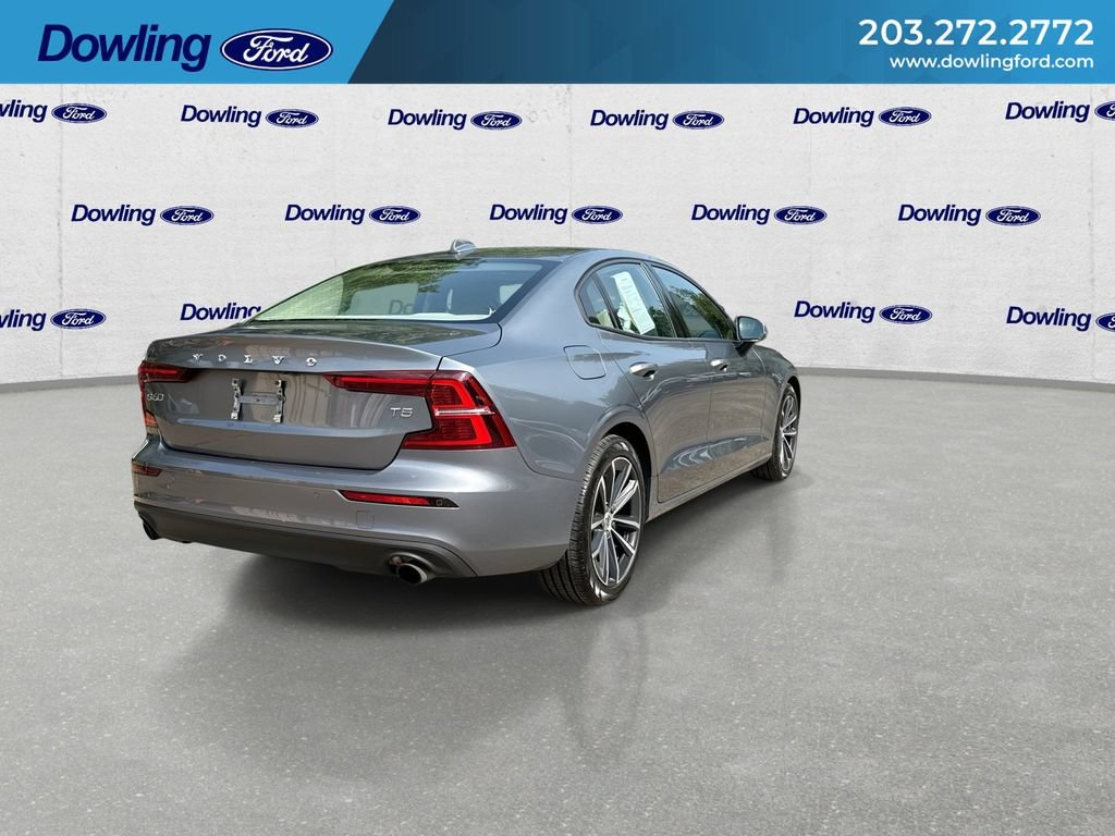Used 2021 Volvo S60 T5 Momentum w/ Protection Package FWD image 8