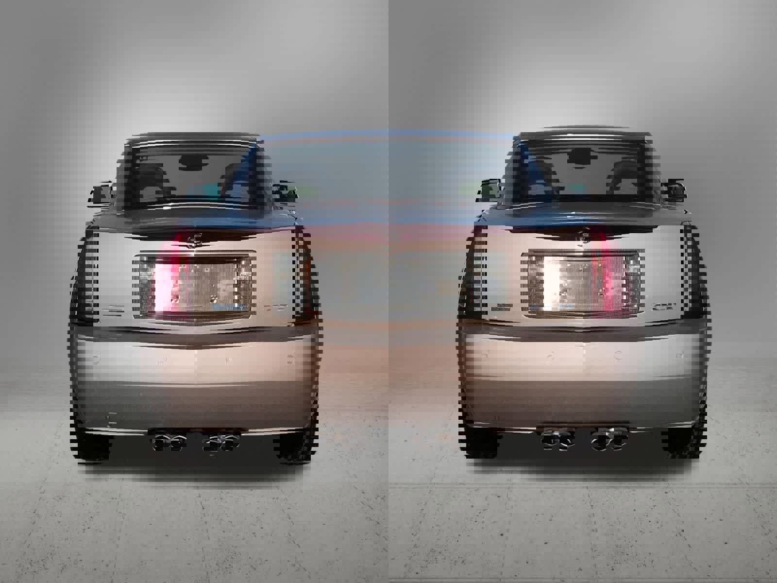 Used 2008 Cadillac XLR image 5