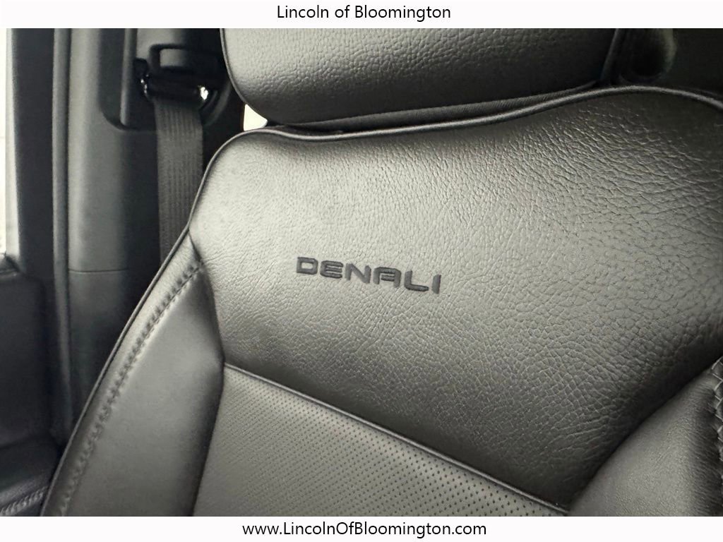 Used 2025 GMC Yukon Denali AWD/4WD image 55