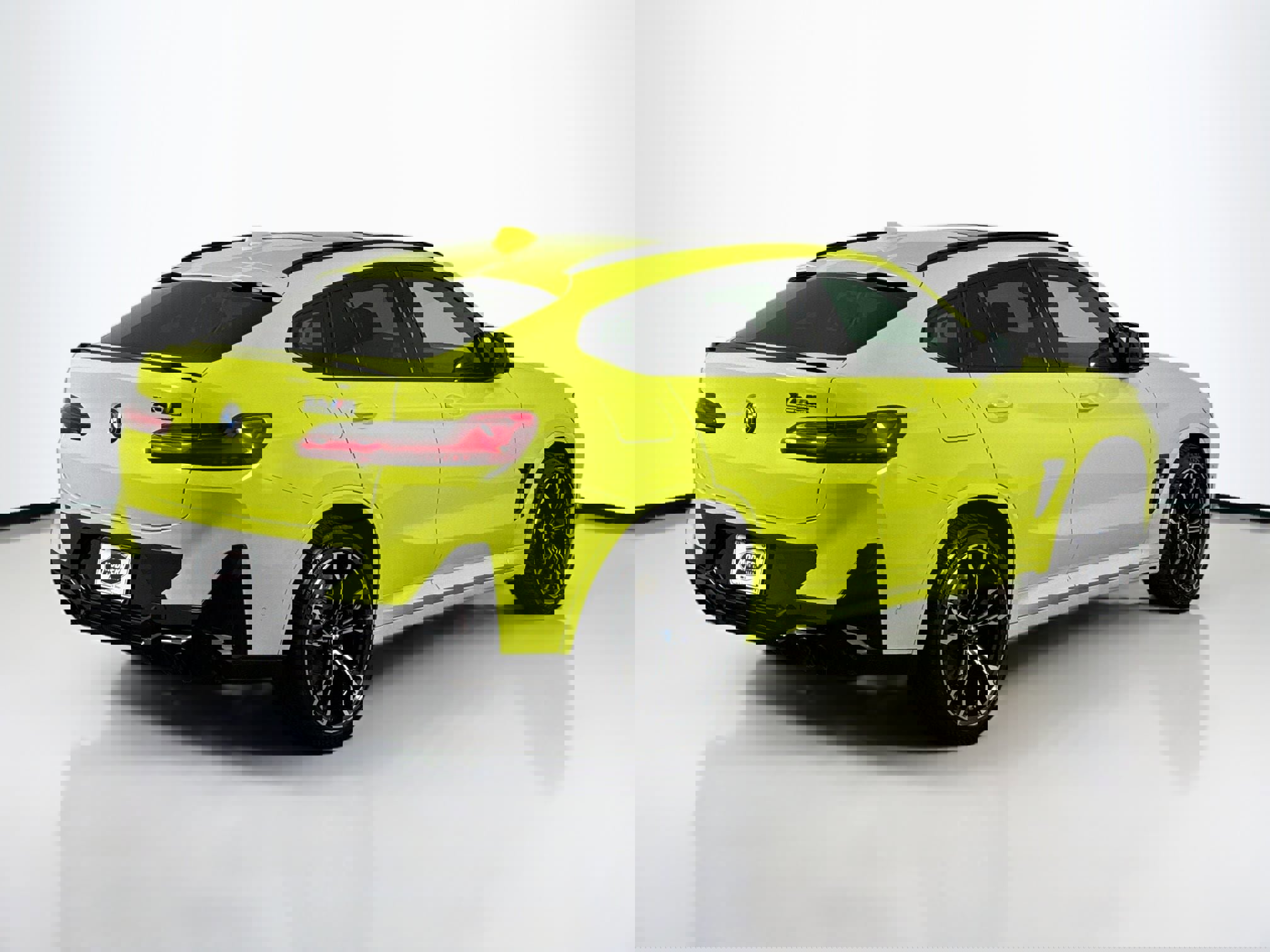 Used 2022 BMW X4 M w/ Competition Package image 11