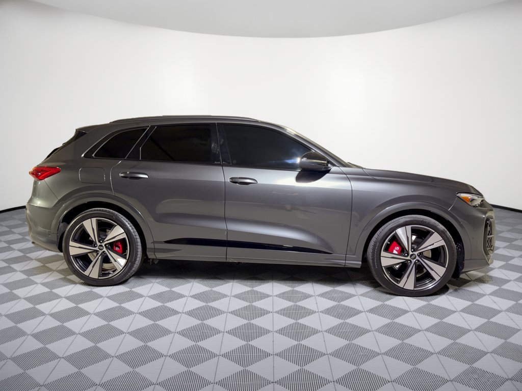 Certified 2025 Audi SQ5 Premium Plus AWD/4WD image 8