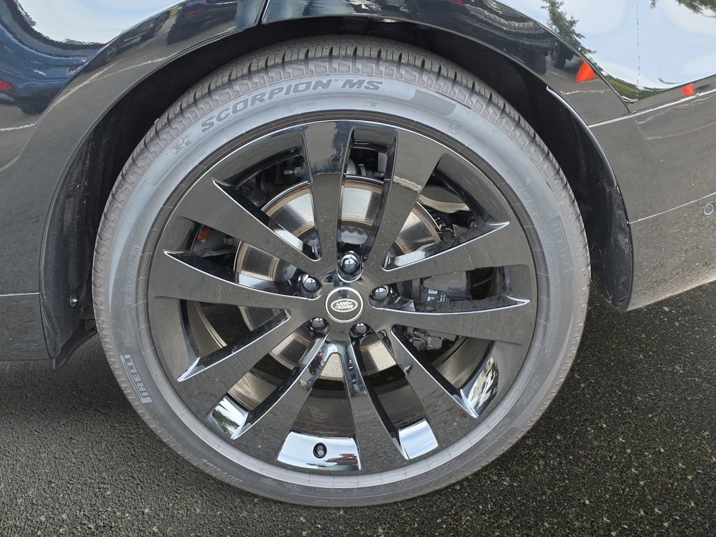 New 2025 Land Rover Range Rover Sport Dynamic SE AWD/4WD image 35
