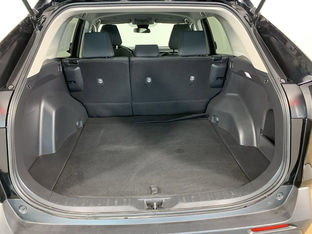 Used 2023 Toyota RAV4 LE image 13