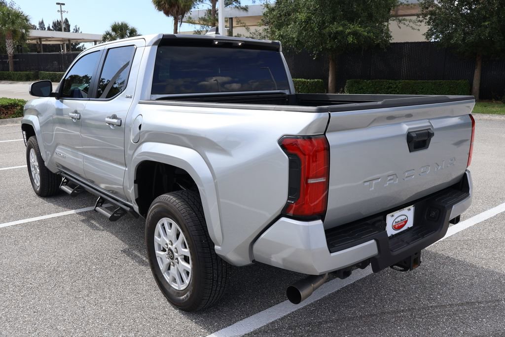 Used 2024 Toyota Tacoma SR5 RWD image 11