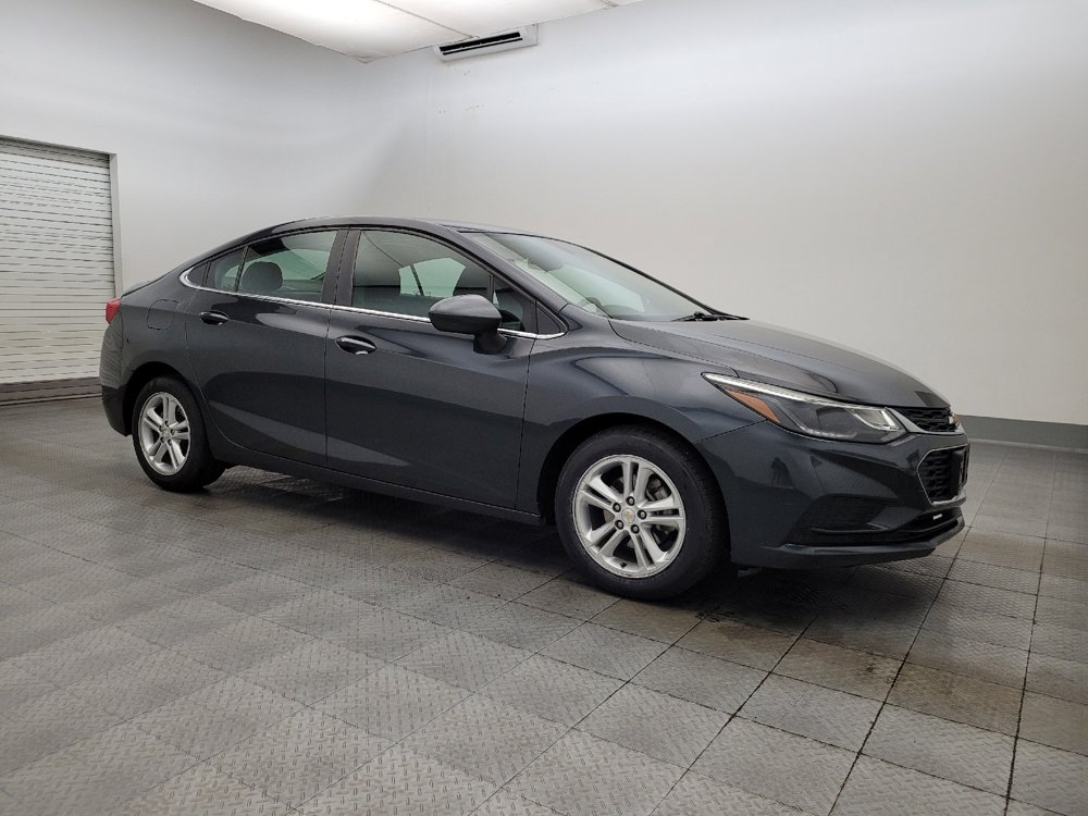 Used 2018 Chevrolet Cruze LT w/ Convenience Package image 11