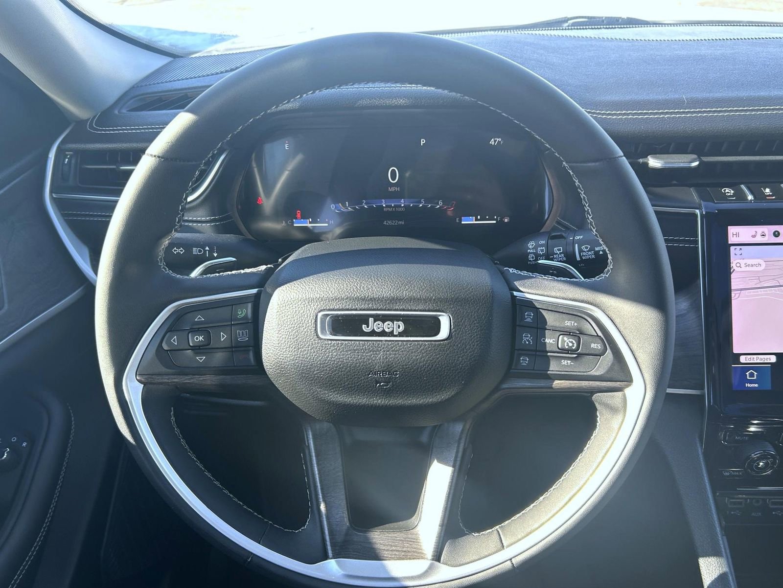 Used 2023 Jeep Grand Cherokee Limited image 11