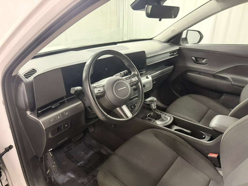 Used 2024 Hyundai Kona SEL FWD image 23