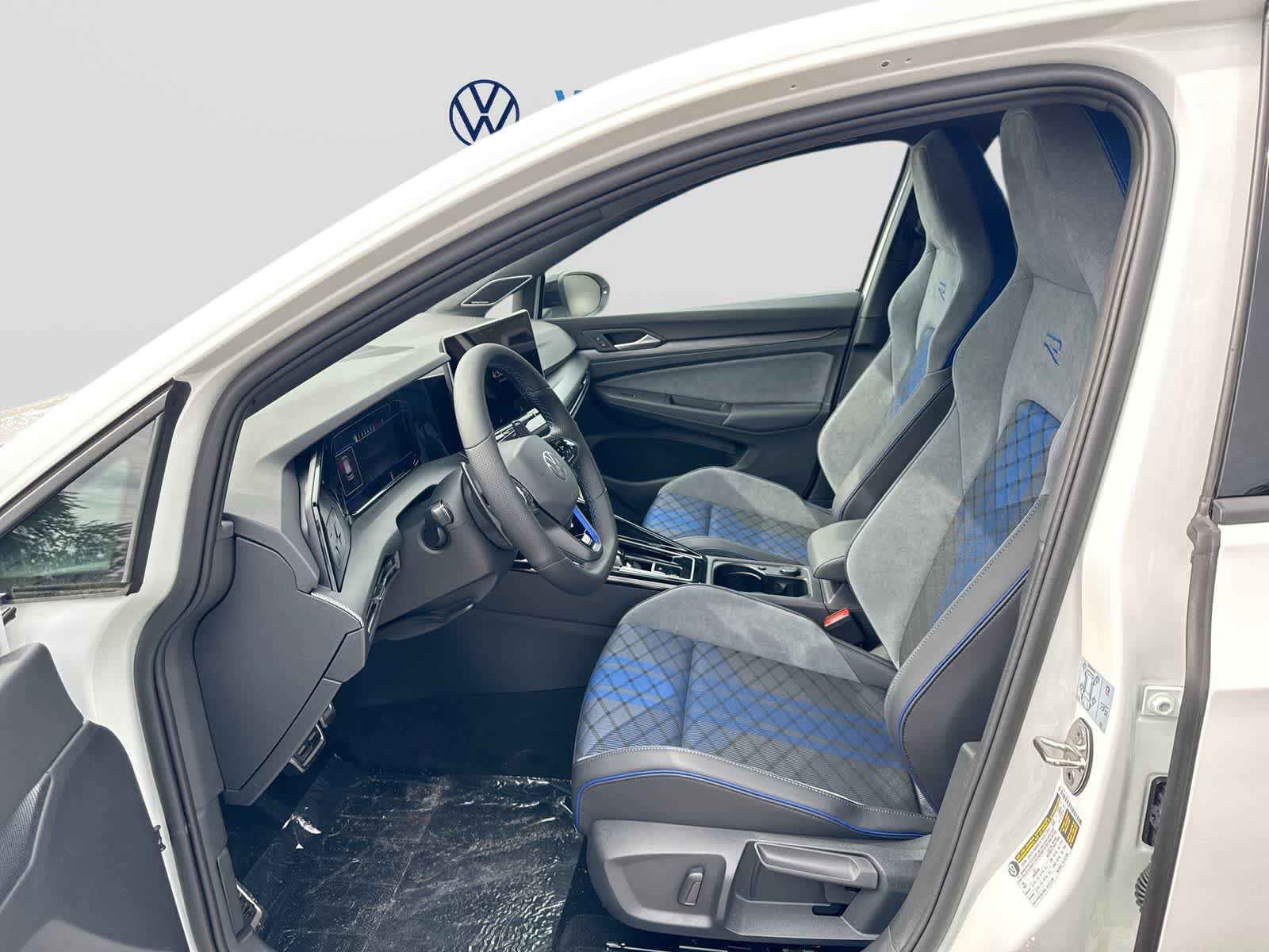 New 2026 Volkswagen Golf w/ Euro Style Package AWD/4WD image 23