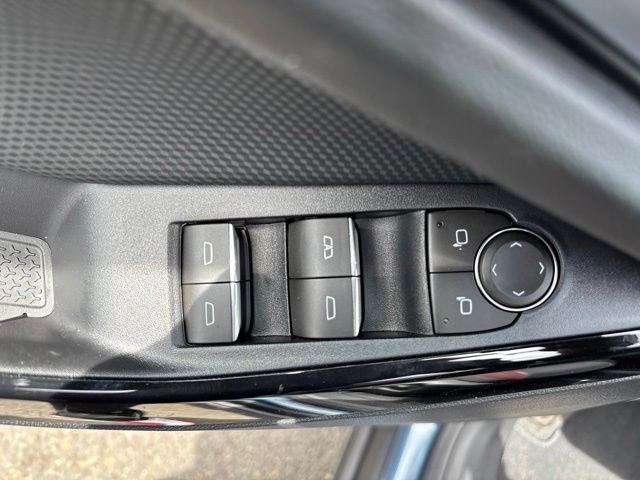 New 2026 Chevrolet Equinox RS w/ Convenience Package III AWD/4WD image 12