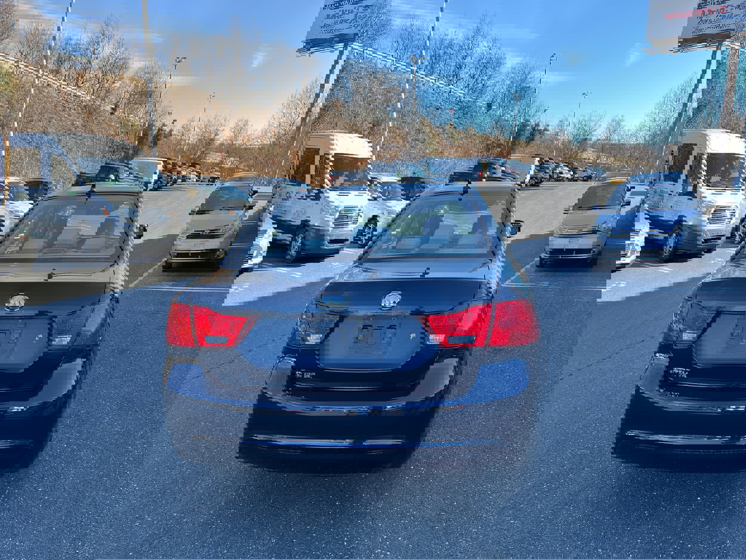 Used 2010 Kia Optima LX w/ Convenience Pkg image 5