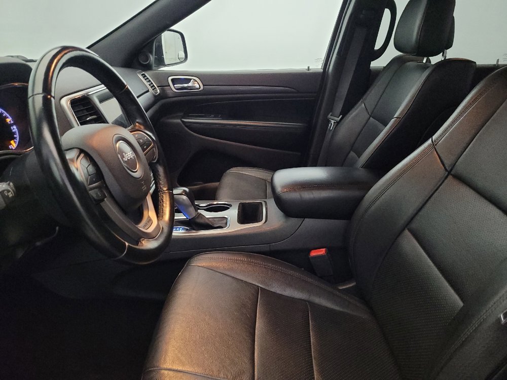Used 2020 Jeep Grand Cherokee Laredo image 17
