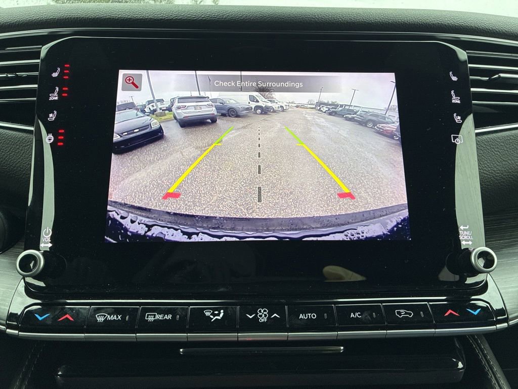 Used 2024 Jeep Wagoneer Series II w/ Flexible Seating Group image 20