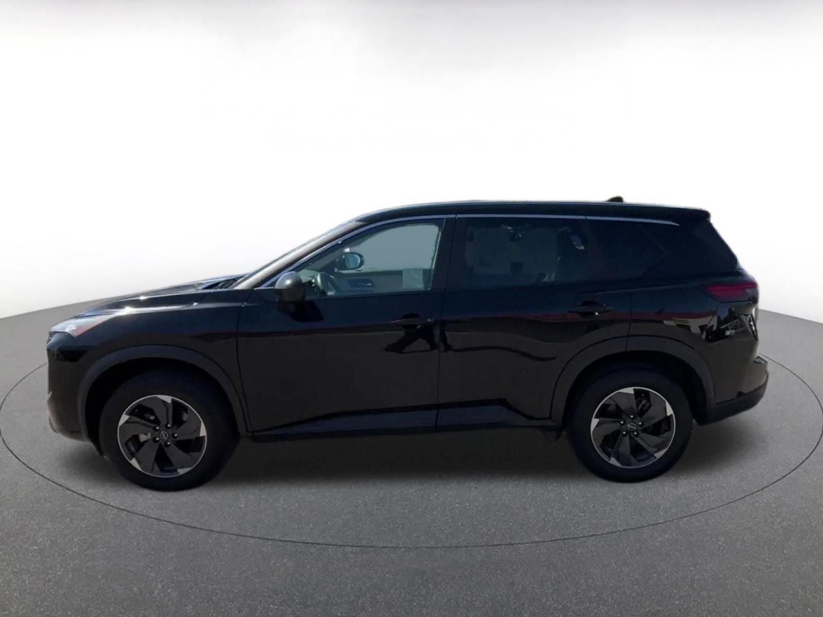 Used 2025 Nissan Rogue SV AWD/4WD image 9