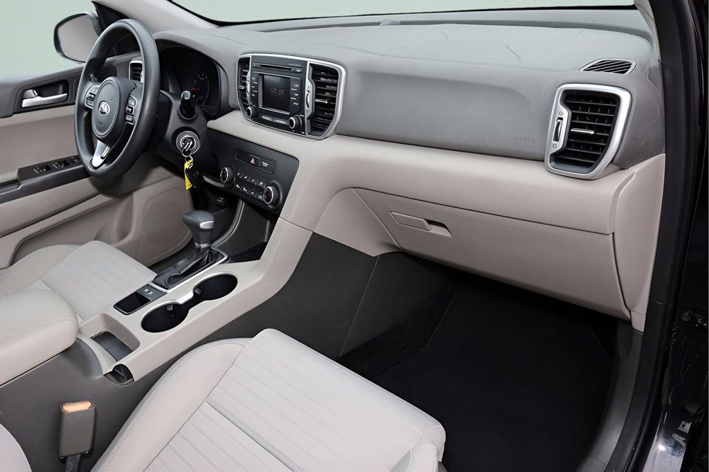 Used 2018 Kia Sportage LX image 20