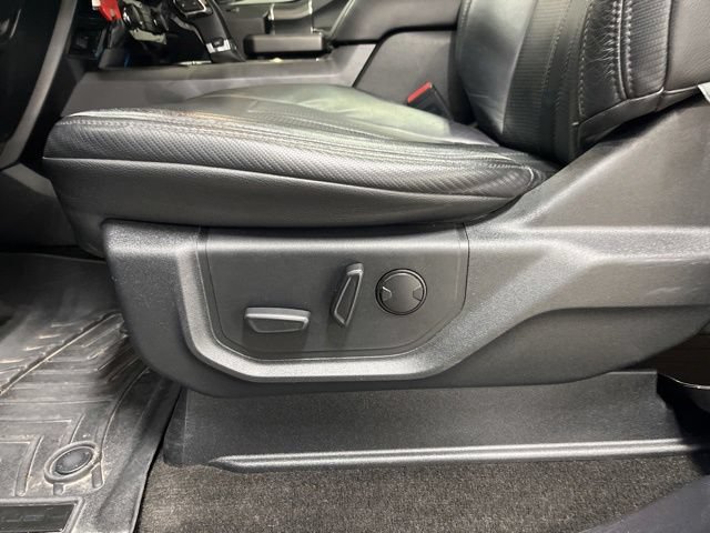 Used 2019 Ford F150 XLT w/ Equipment Group 302A Luxury AWD/4WD image 24