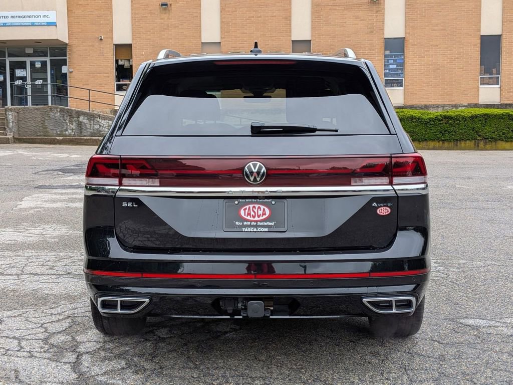 Used 2025 Volkswagen Atlas SEL Premium R-Line AWD/4WD image 6