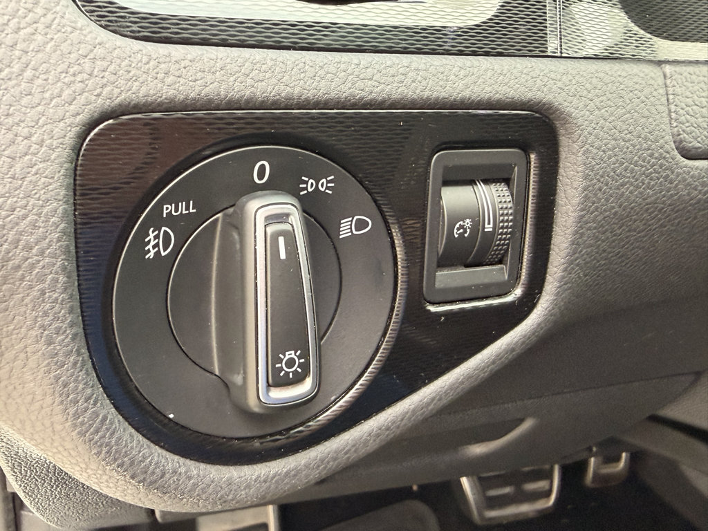 Used 2017 Volkswagen GTI S FWD image 14