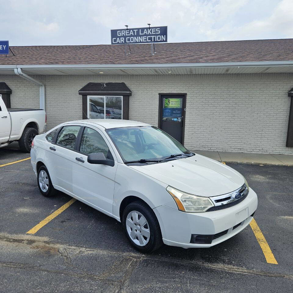 Used 2009 Ford Focus S FWD image 2