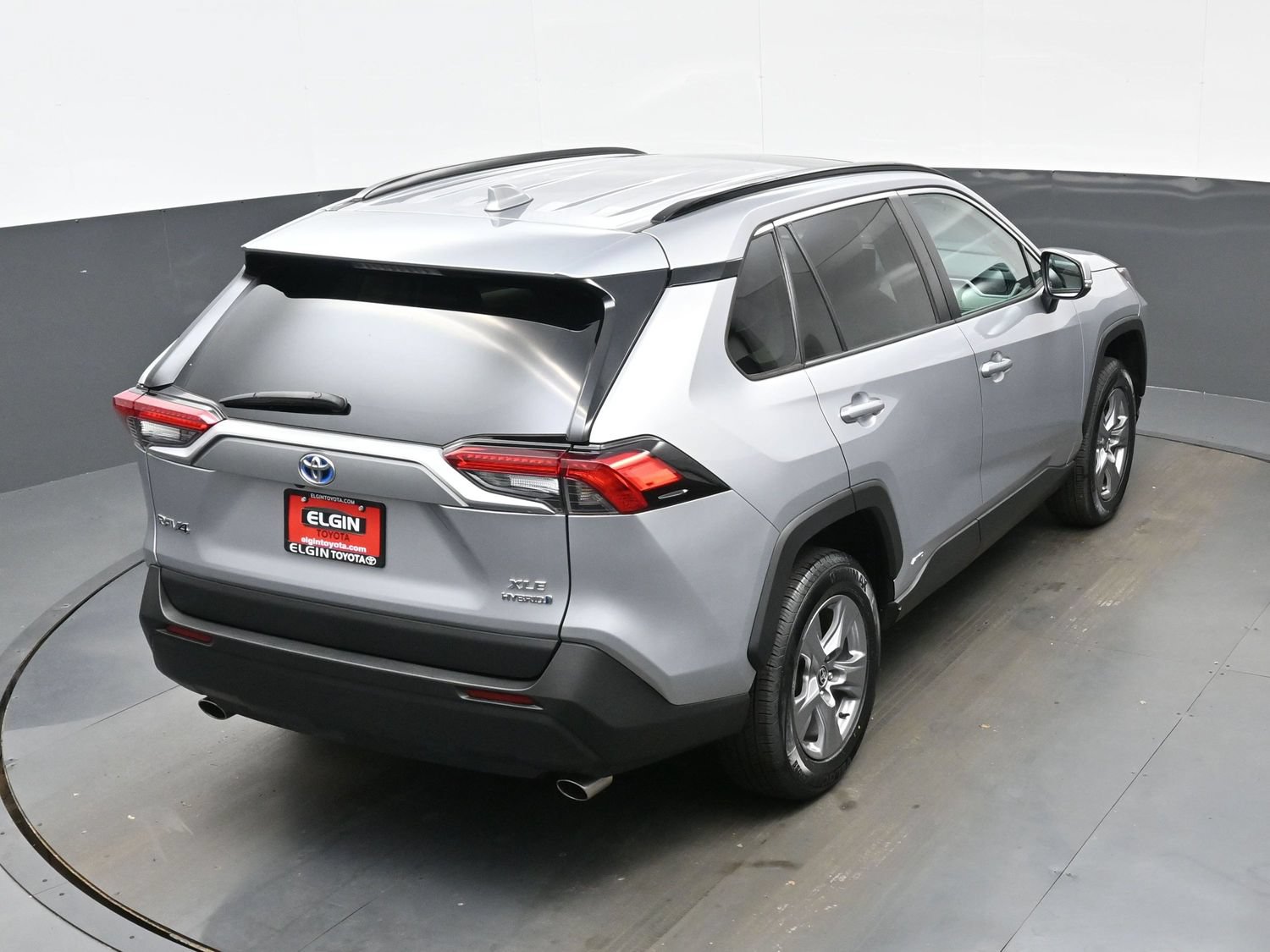 Used 2022 Toyota RAV4 XLE w/ Convenience Package AWD/4WD image 41