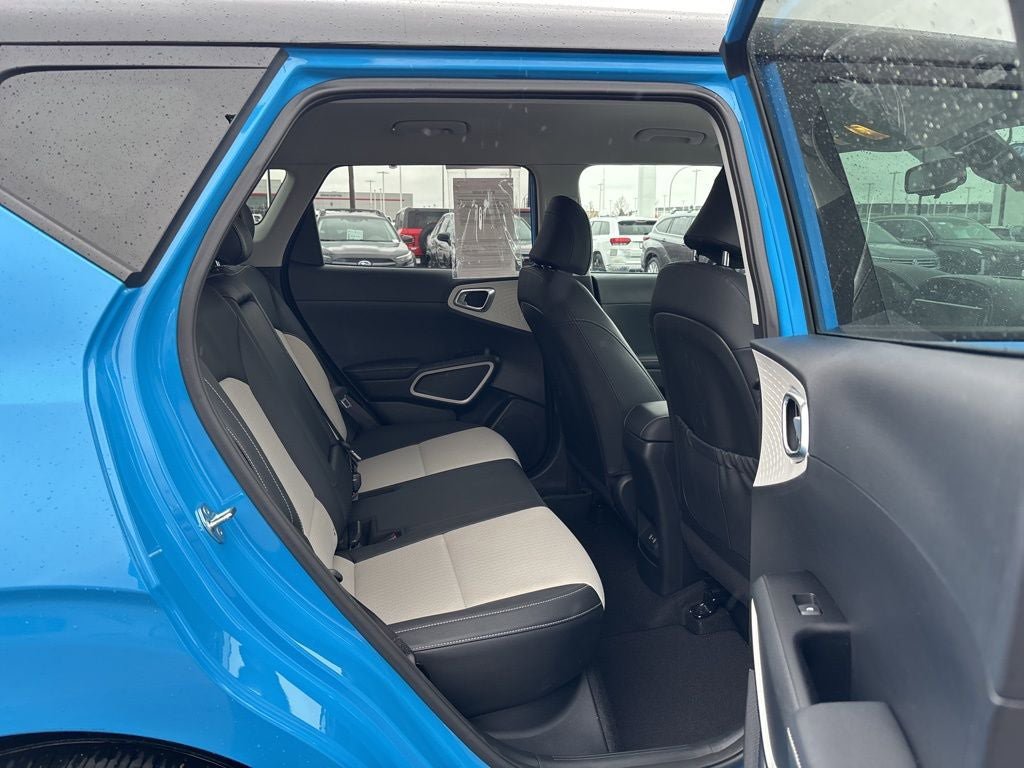 Used 2023 Kia Soul GT-Line FWD image 41