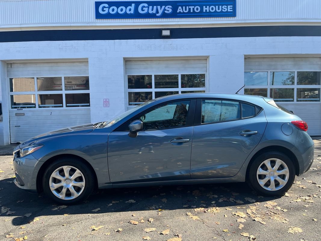 Used 2015 MAZDA MAZDA3 i Sport image 1