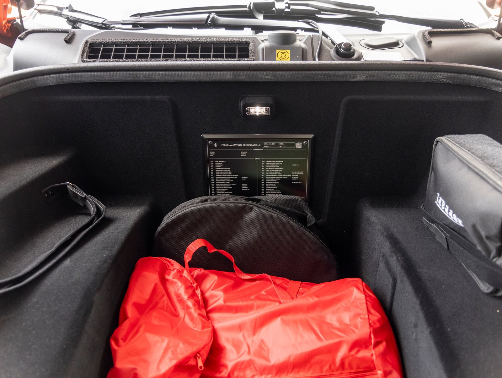 Used 2024 Ferrari 296 GTS RWD image 40